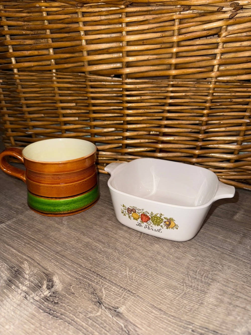 Lot of 2 Vintage Corning Ware Le Persil Mini Baker & MCM JW & Co. Pottery Mug